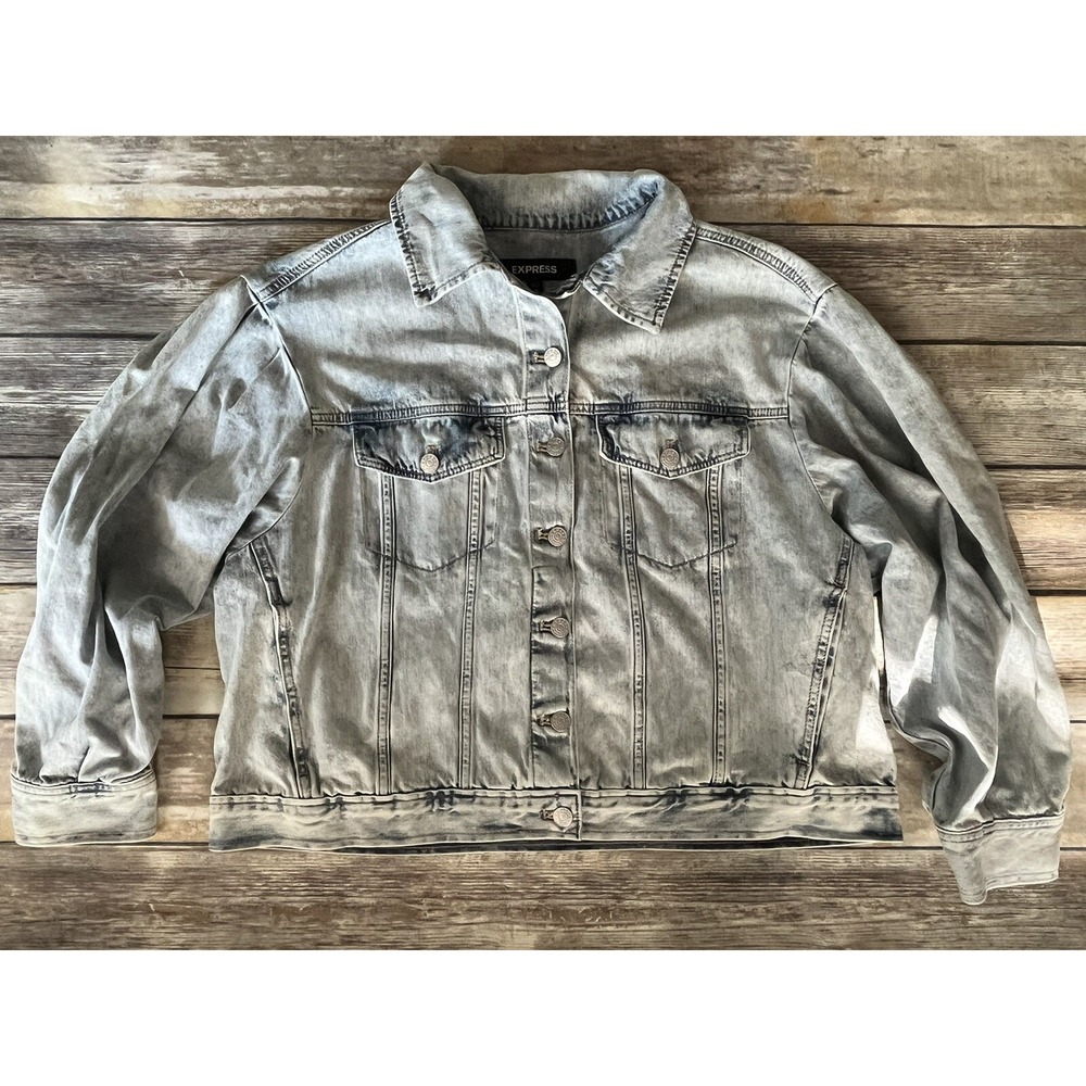 NWT EXPRESS Women's Denim Jacket XL Light Acid Wash